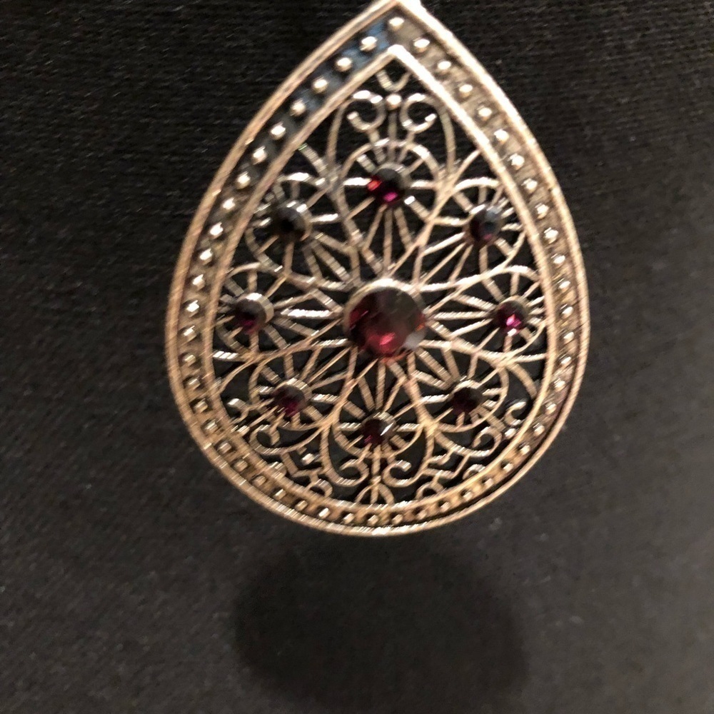 GARNET Necklace - Picture 6 of 7